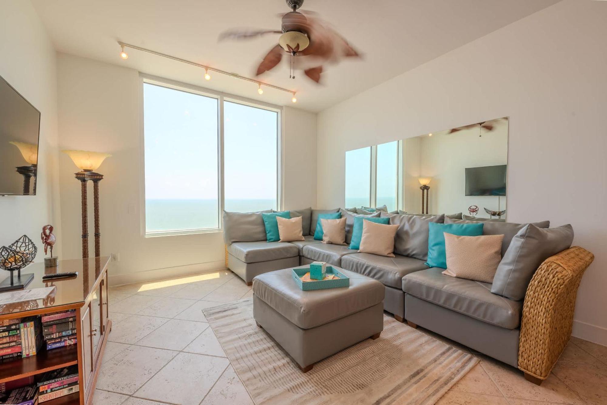 1801 Sapphire Beachfront 3 Bedroom Condo South Padre Island Exterior photo